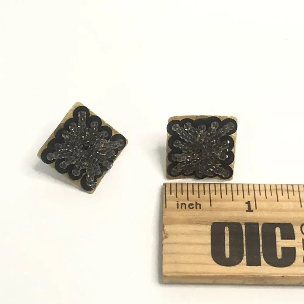 vintage seed bead‎ black silver square screw on 3/4 inch